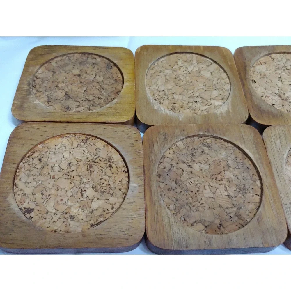 Vintage wood cork coaster set w/ stand in box Clorwood dist. Taiwan